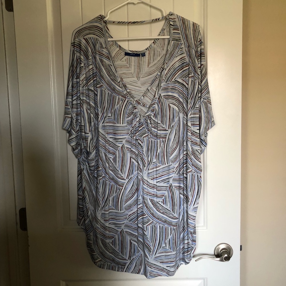 Apt 9 shirt